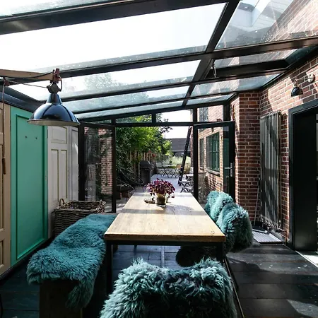 Luxurioeses No 35 別荘 タツィング