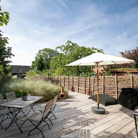 Luxurioeses No 35 別荘